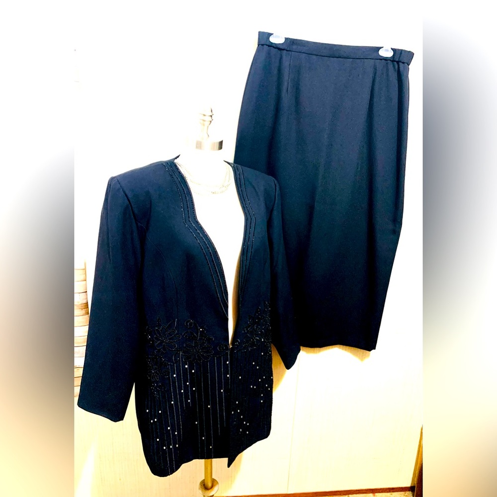 GMI  2 PC Black Church Skirt Set Sequined  Jacket Size 16W B50